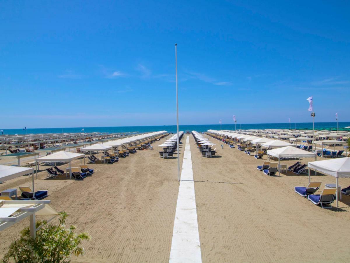 Apartment Sandra By Interhome Le Focette Bagian luar foto