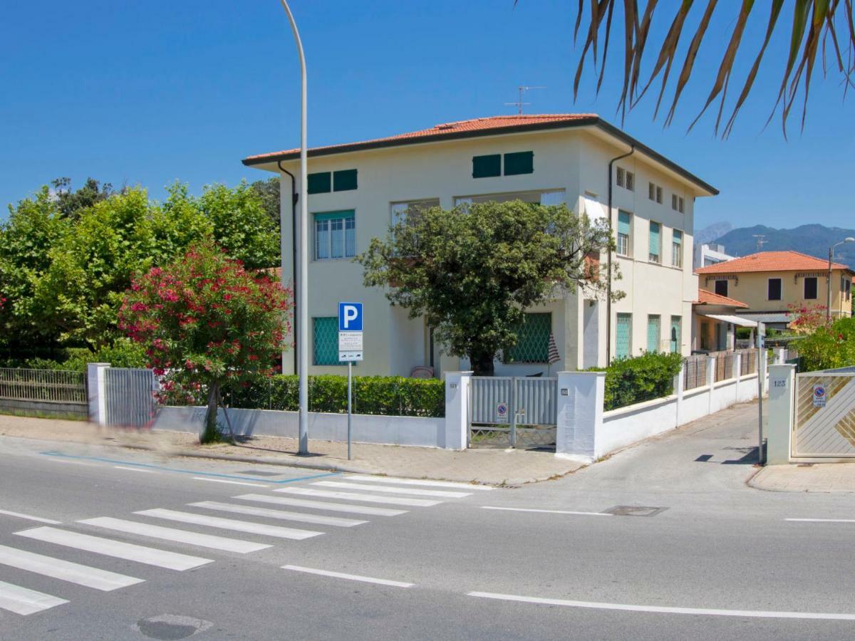 Apartment Sandra By Interhome Le Focette Bagian luar foto