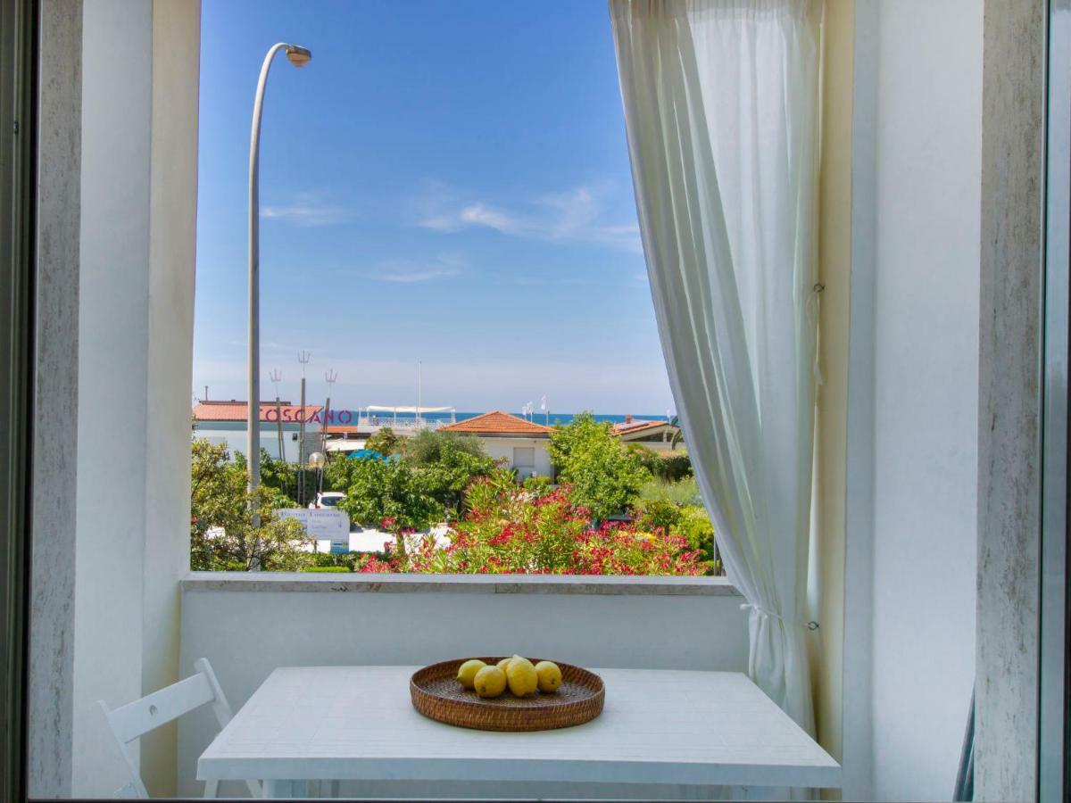 Apartment Sandra By Interhome Le Focette Bagian luar foto