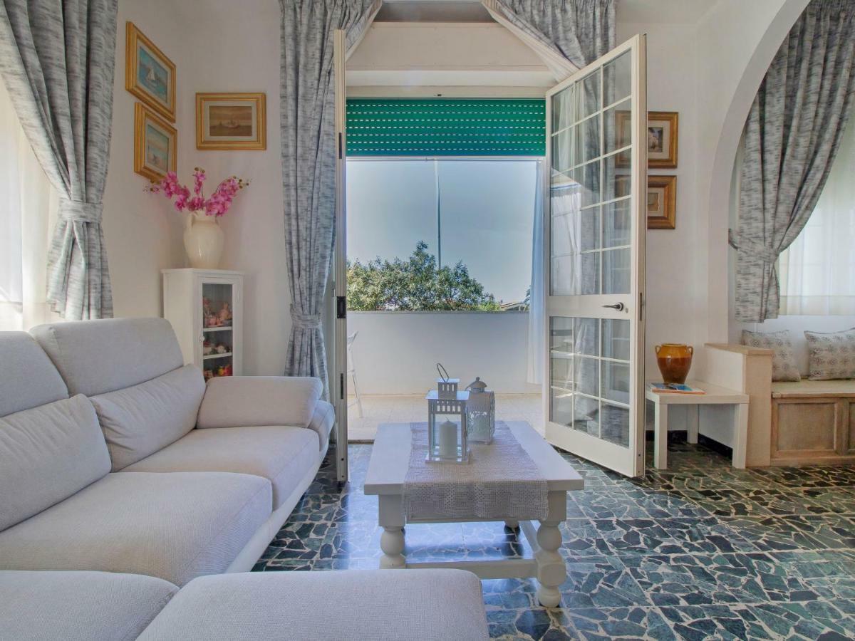 Apartment Sandra By Interhome Le Focette Bagian luar foto